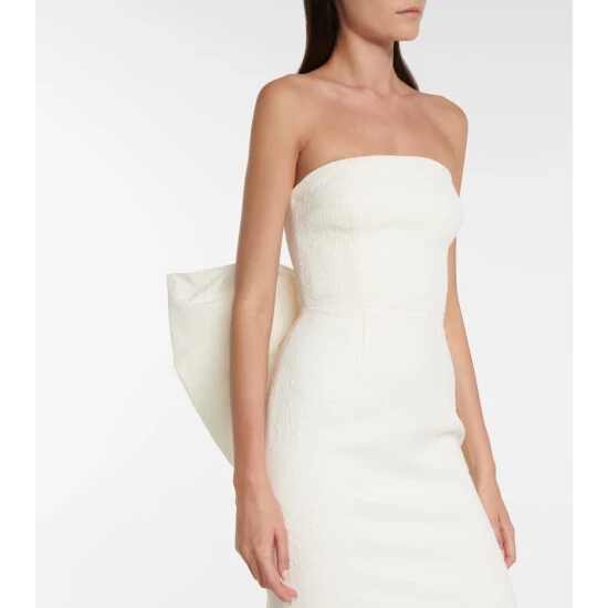 Rebecca Vallance Bridal Rosette Crêpe Gown 5 Rebecca Vallance Bridal Rosette Crêpe Gown - Image 3